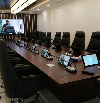 ระบบการประชุมทางเสียงอัจฉริยะสำหรับอาคารสำนักงานในซาอุดิอาระเบีย