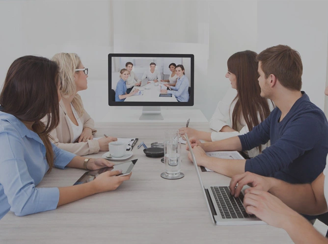 โซลูชันการประชุมทางวิดีโอสำหรับการจัดการระดับอาวุโสของบริษัท