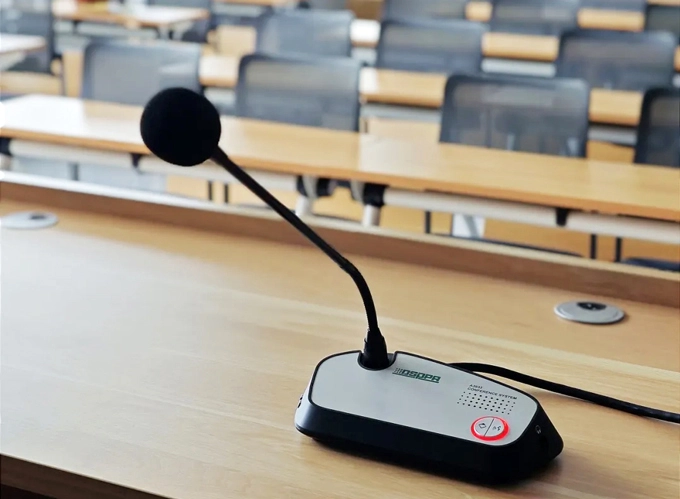 Digital Conference Systems Buyer's Guide: Making Informed Decisions - 翻译中...