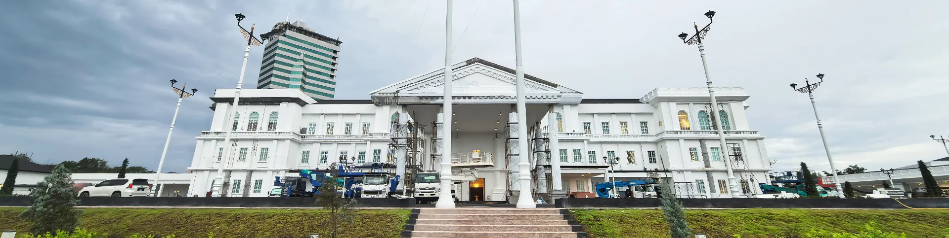 IP Intelligent Audio Conference System for Kompleks Satria Pertiwi, Malaysia - 翻译中...