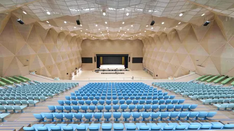 Array Sound System for Humen Foreign Language School | LA1420+LA1420S - 翻译中...