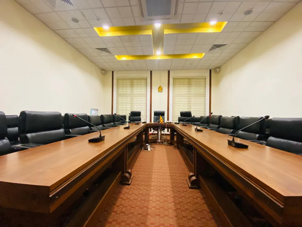 Wireless Conference System for the Department of National Budget, Sri Lanka - 翻译中...